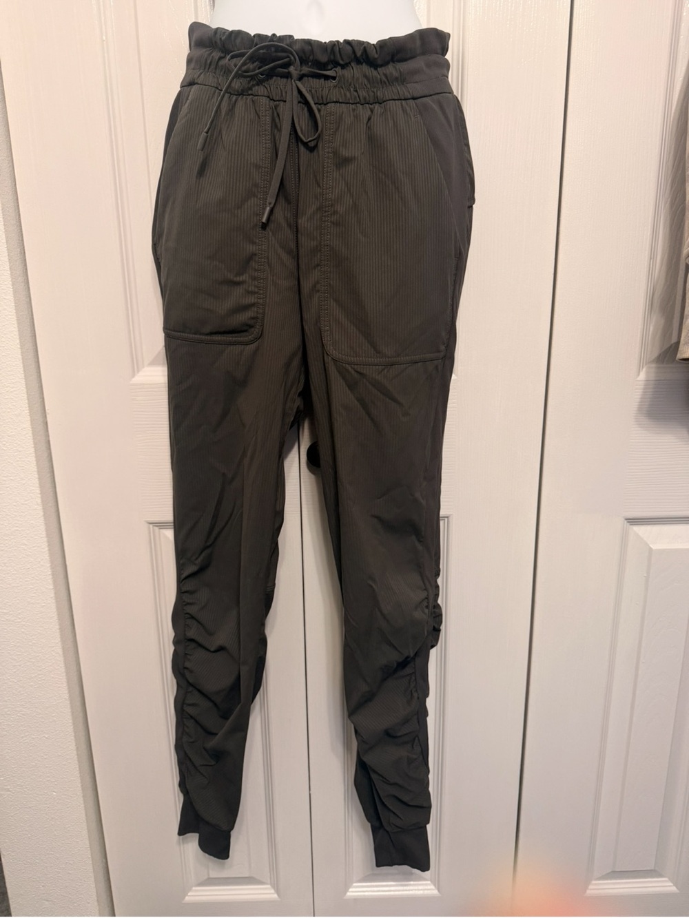 Men's Olive Drawstring Jogger Pants